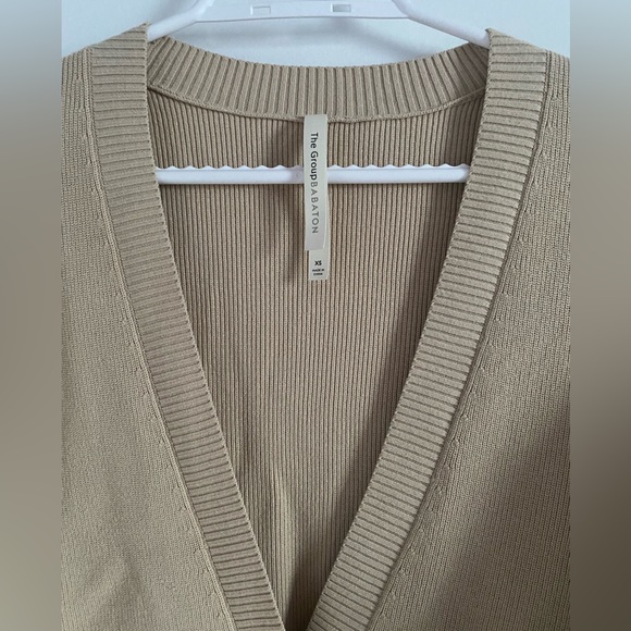 Babaton cardigan - Picture 3 of 4